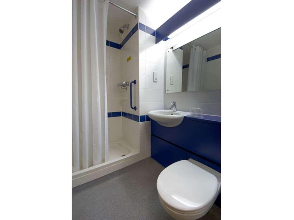 Travelodge Milton Keynes Old Stratford Zimmer foto
