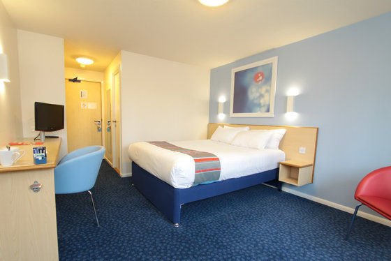 Travelodge Milton Keynes Old Stratford Zimmer foto